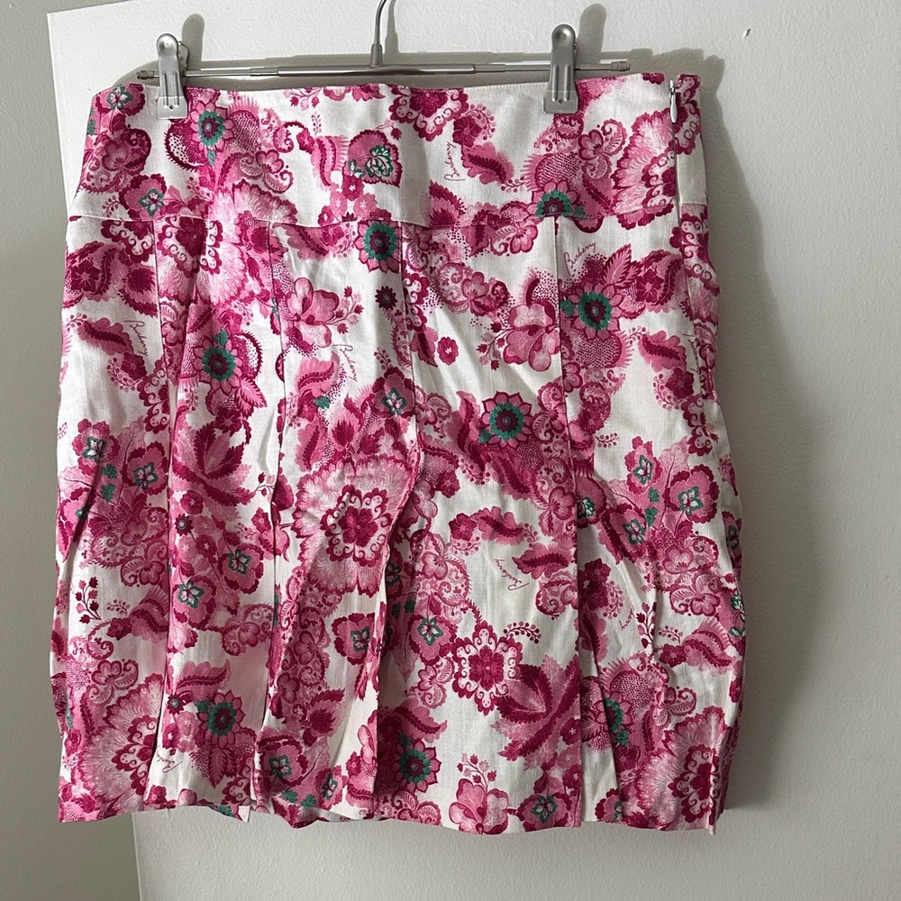 Burberry Linen Floral Mini Skirt in Pink and Green